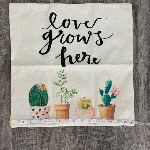 “Love Grows Here” Cactus Pillowcase w/ Cactus Decor - Picture 3 of 6